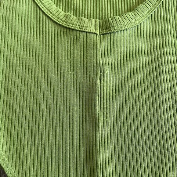 Reformation High Neck Ribbed Sleeveless Bodysuit Green - Size: XS - Picture 7 of 7